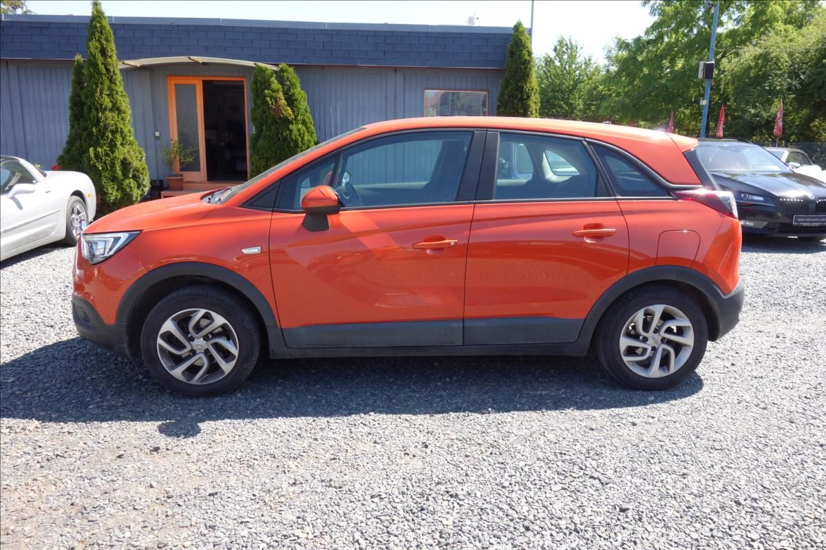 Opel Crossland X, 1,2 T 96KW,ČR,SERVIS.KN.,AT. - fotka 3