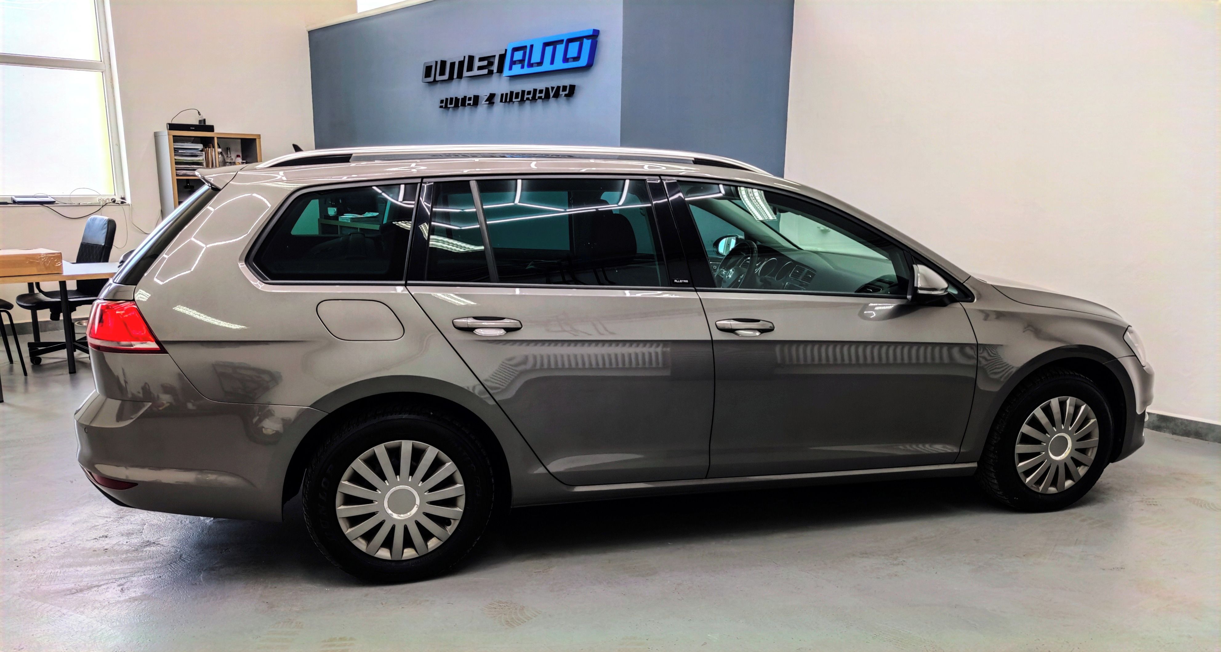 Volkswagen Golf, 2.0 TDI 110KW,ALLSTAR,WEBASTO - fotka 6