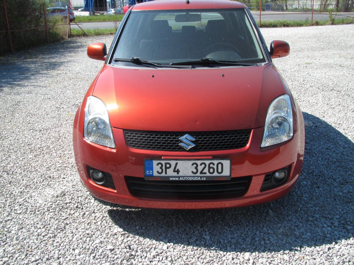Suzuki Swift, 1.3 - fotka 2