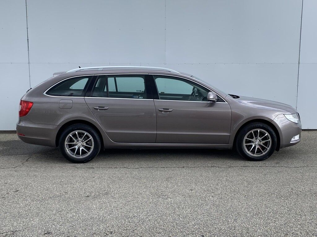 Škoda Superb, Combi 2.0 TDI 103 kW Ambition - fotka 3