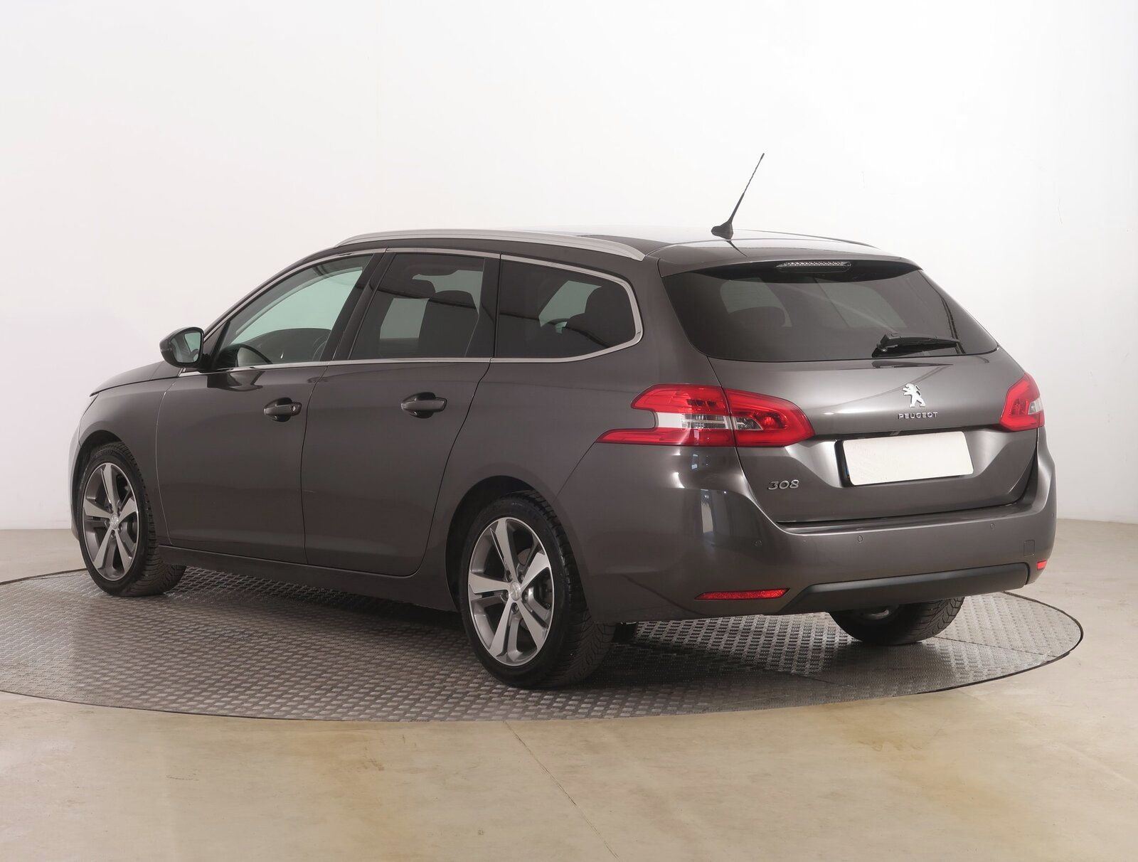 Peugeot 308, 1.5 BlueHDi, Allure - fotka 4