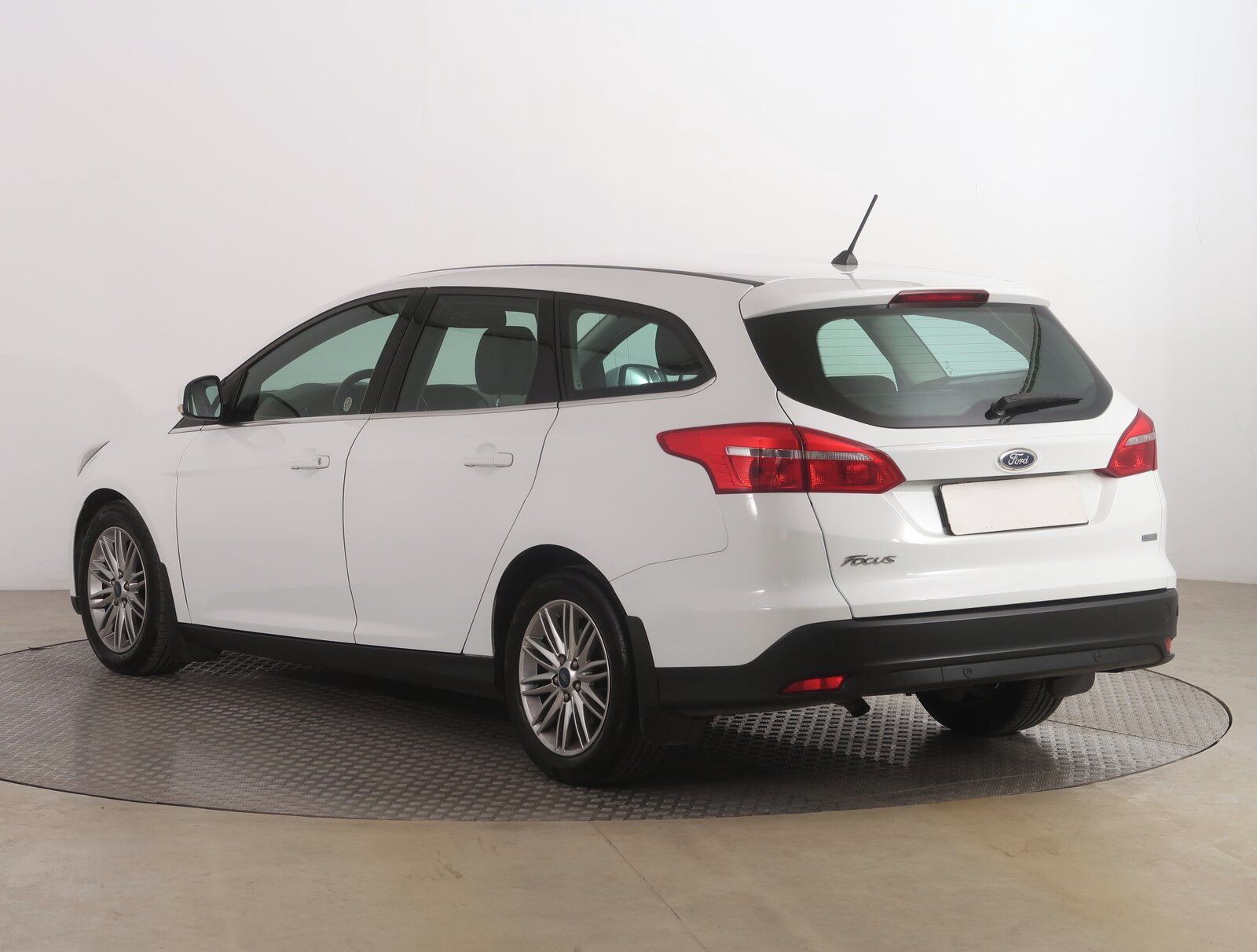 Ford Focus, 1.0 EcoBoost - fotka 4