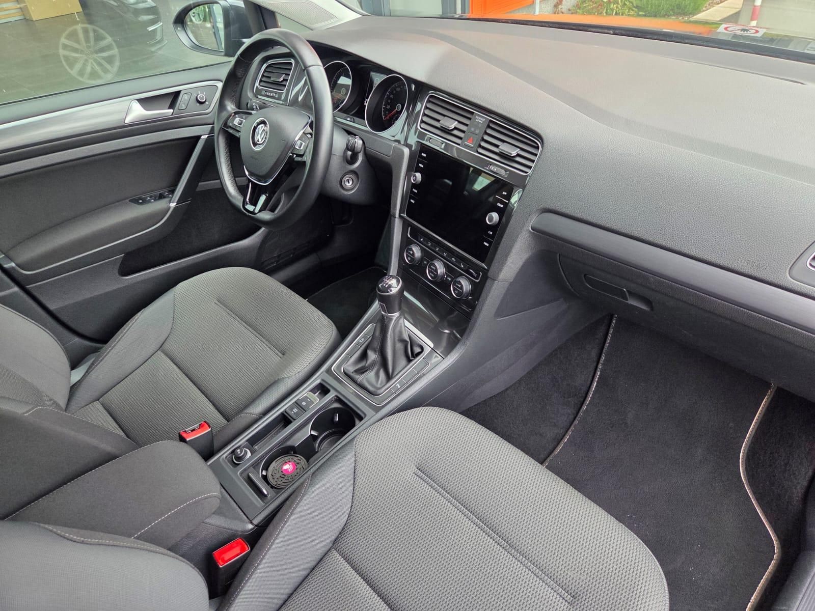 Volkswagen Golf, 1.5 TSI BLUEMOTION - fotka 5