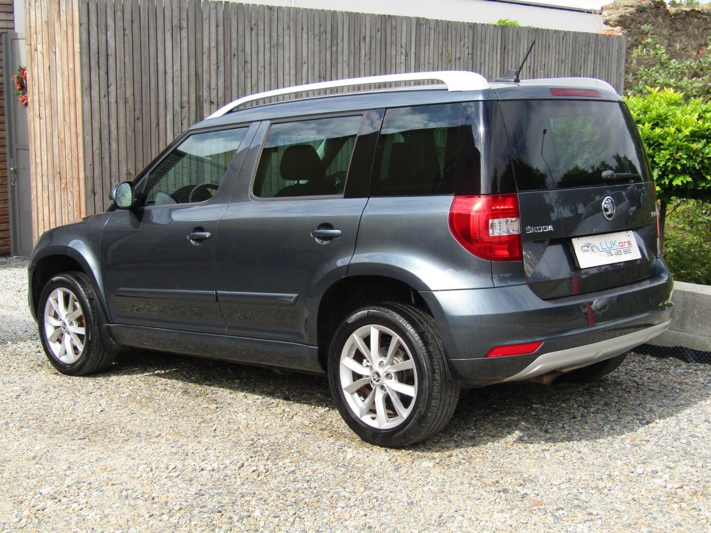 Škoda Yeti, 1.2 TSI 77kW TOP QUALITY - fotka 5