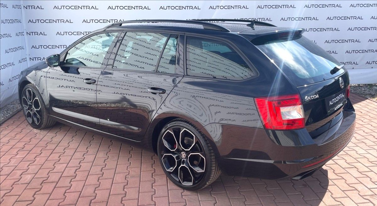 Škoda Octavia, 2,0 TSI RS 162kw Challenge, 18 - fotka 6