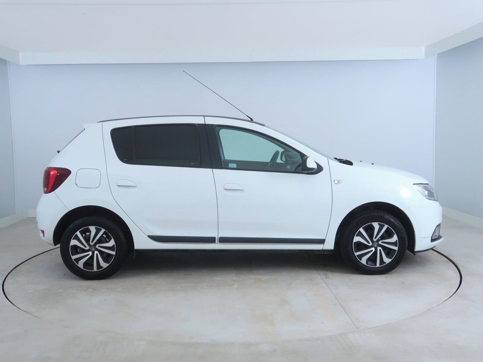 Dacia Sandero, 0.9 TCe, ČR,1.maj, Serv.kniha - fotka 6