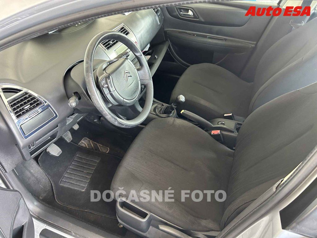 Citroën C4, 1.4i,ČR,AC,temp - fotka 3