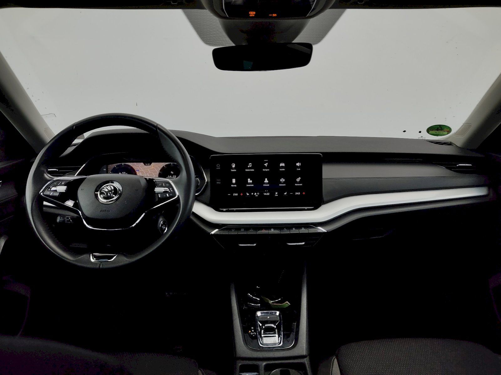 Škoda Octavia, Combi Tour 2,0 Tdi 110 Kw DSG - fotka 5