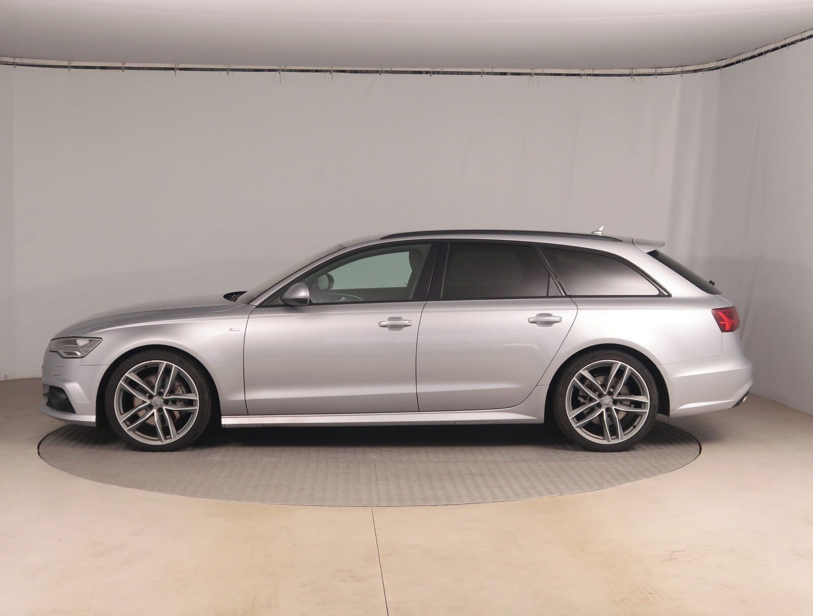 Audi A6, 3.0 TDI, S line, 4X4, Automat - fotka 3