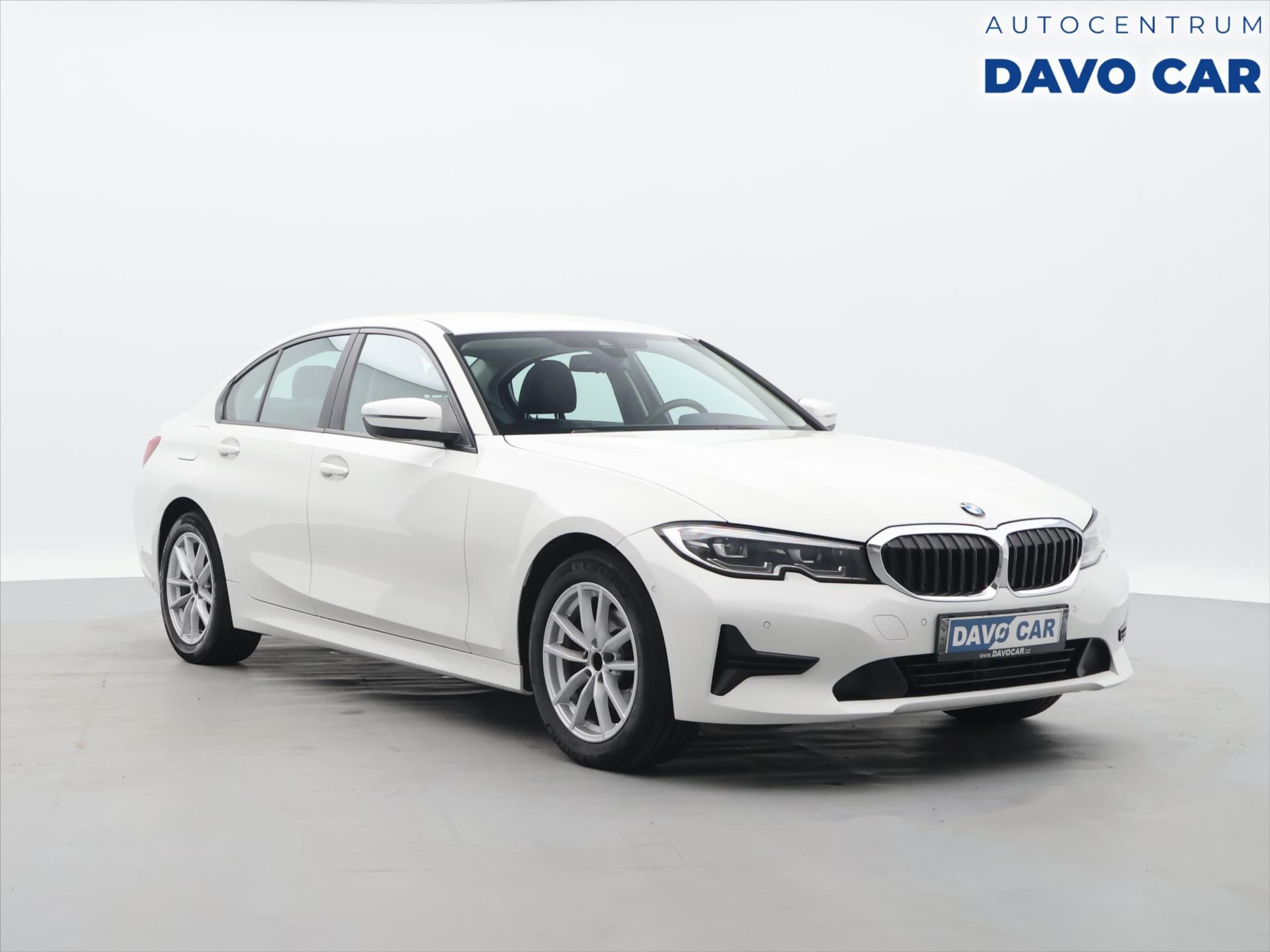 BMW Řada 3, 2,0 320d 140KW xDrive ADVANTAG