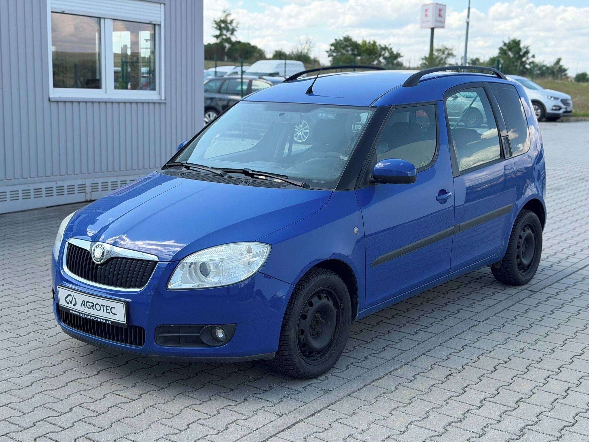 Škoda Roomster, 1.2 HTP 51 kW Style - fotka 3