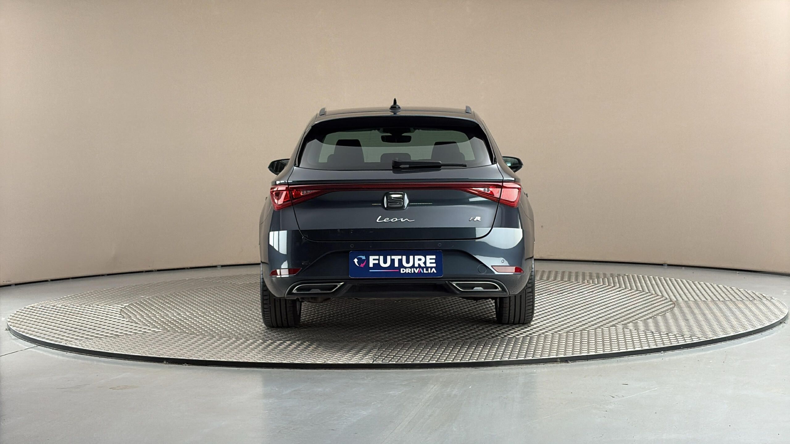 Seat Leon, 2.0 TDI DSG FR Sportstourer - fotka 5