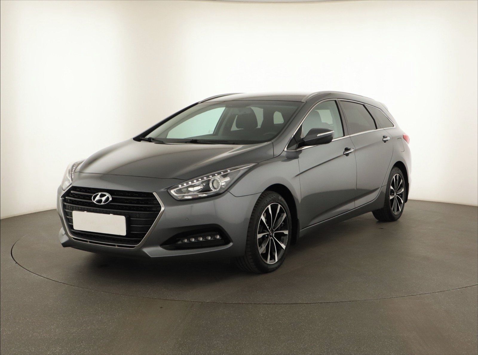 Hyundai i40, 1.7 CRDi, Serv.kniha, Navi - fotka 2