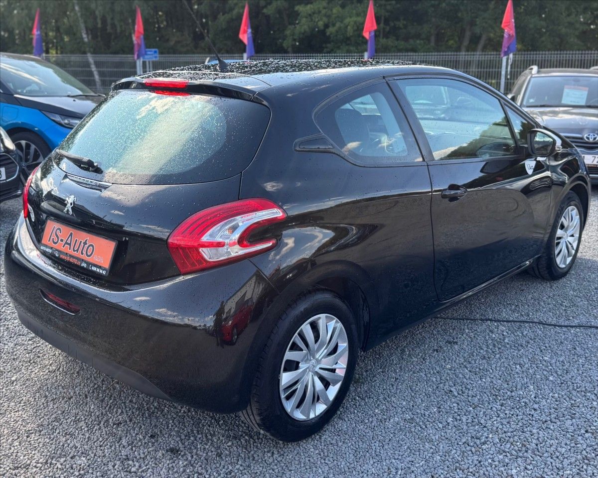 Peugeot 208, 1,0 - fotka 4