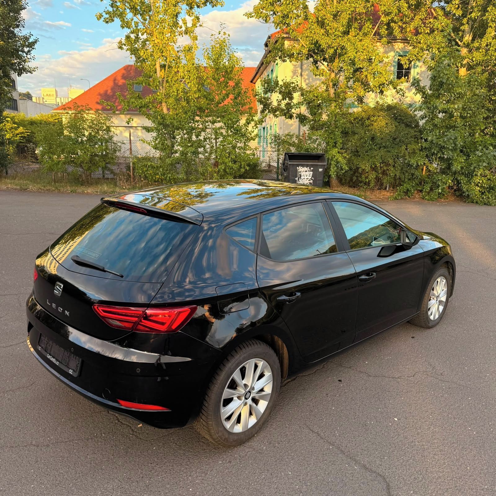 Seat Leon, STYLE facelift 2017 1.2TSI 81 - fotka 5