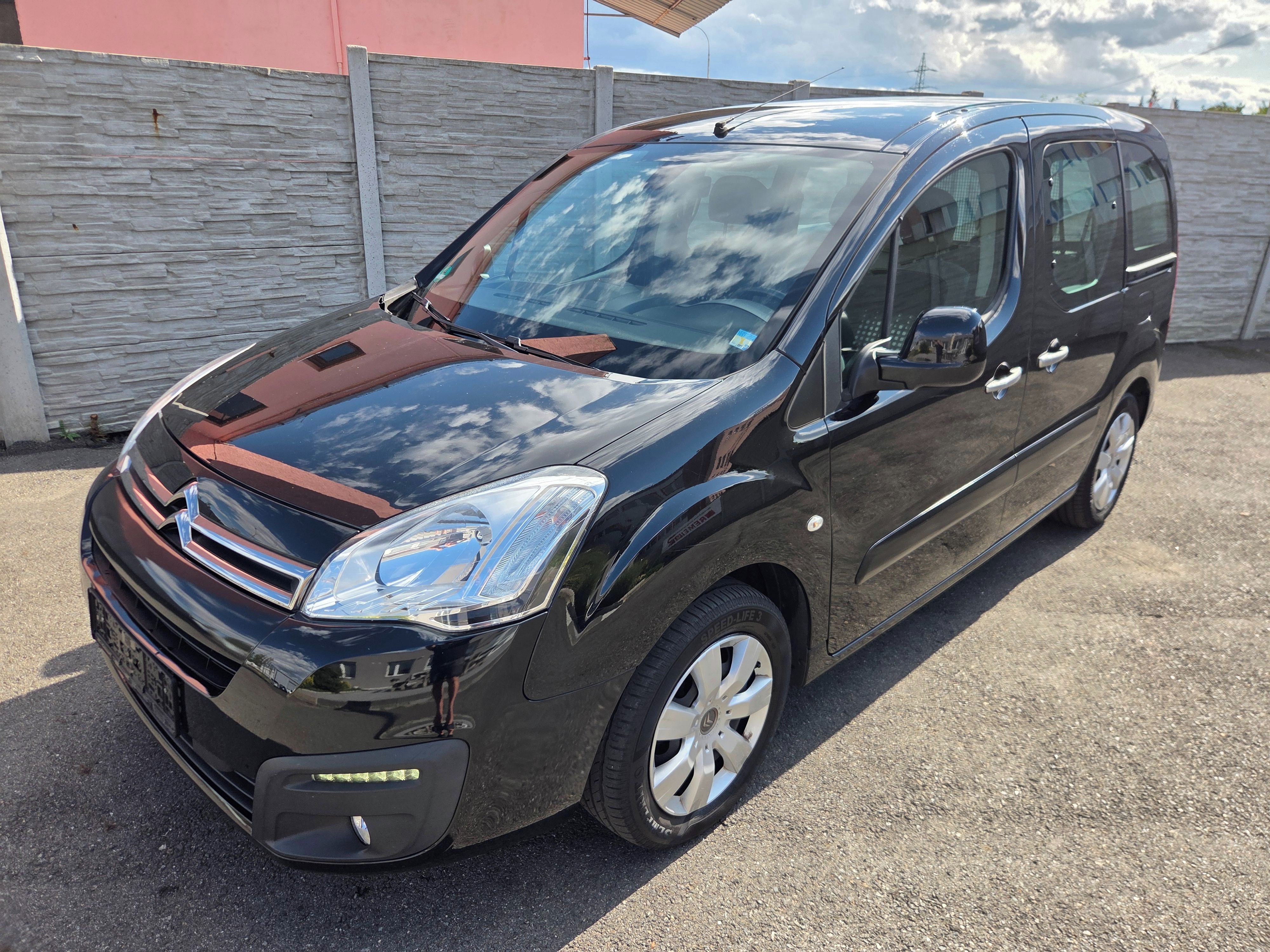 Citroën Berlingo, 1.6 HDI BLUE MULTISPACE - fotka 6