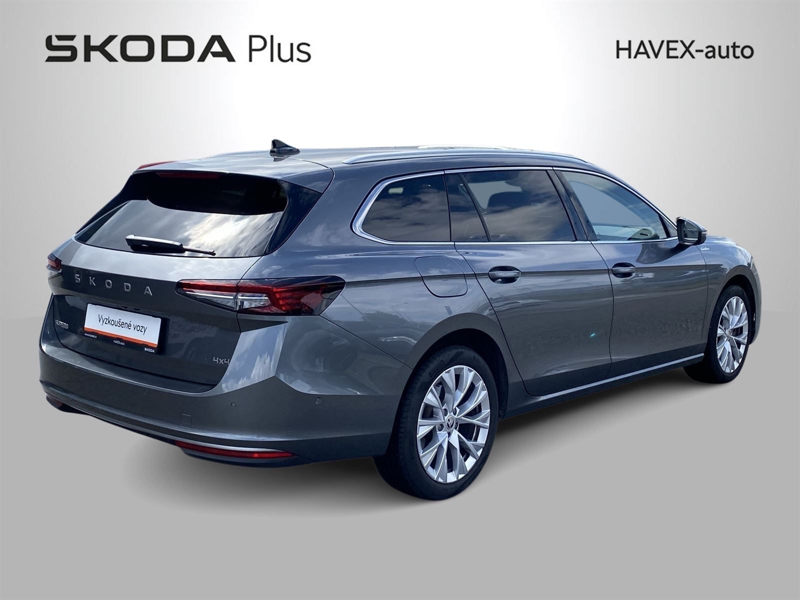 Škoda Superb, Combi 2.0 TDI 4x4 DSG L&K - fotka 2