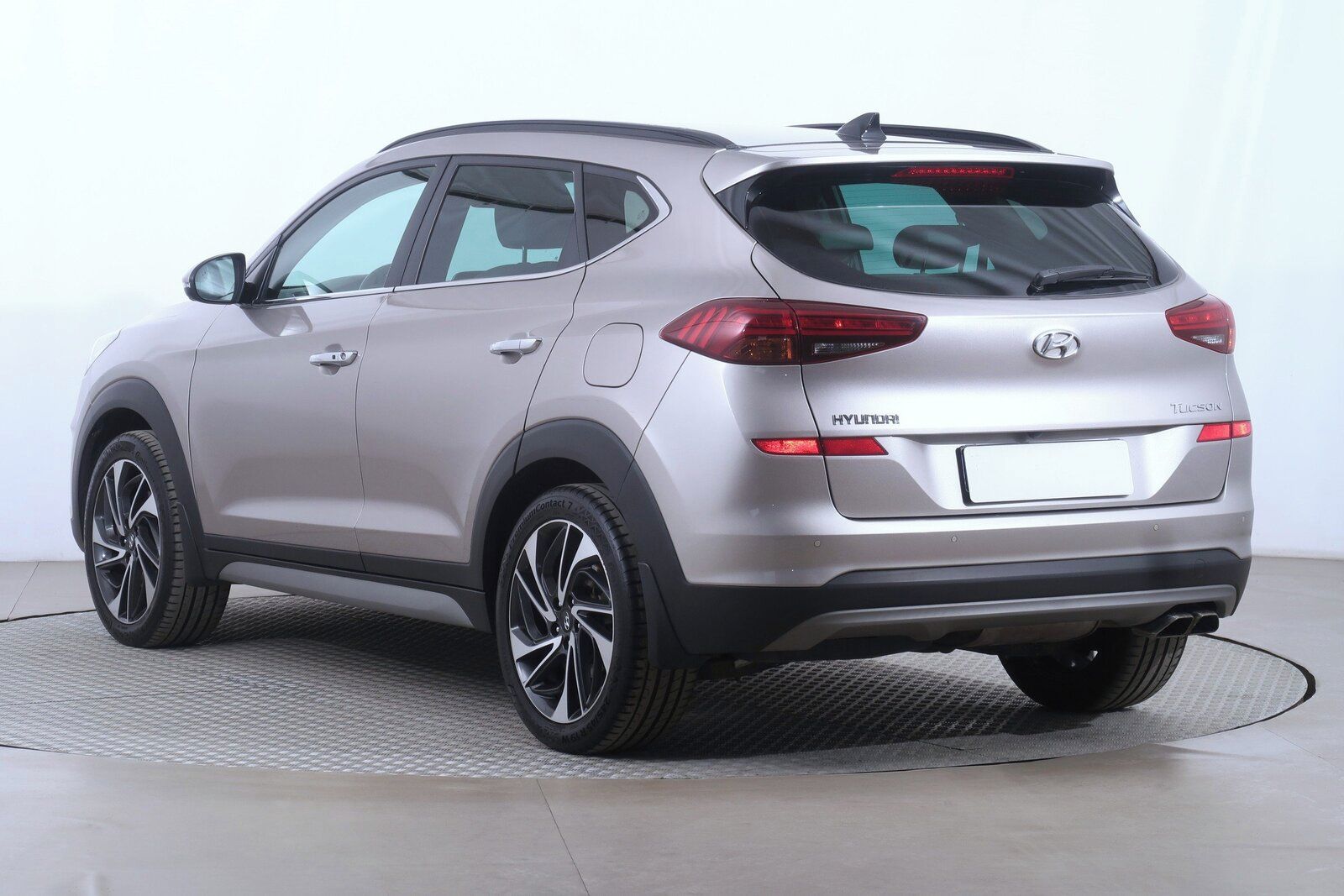 Hyundai Tucson, 1.6 CRDi, Automat, Serv.kniha - fotka 4