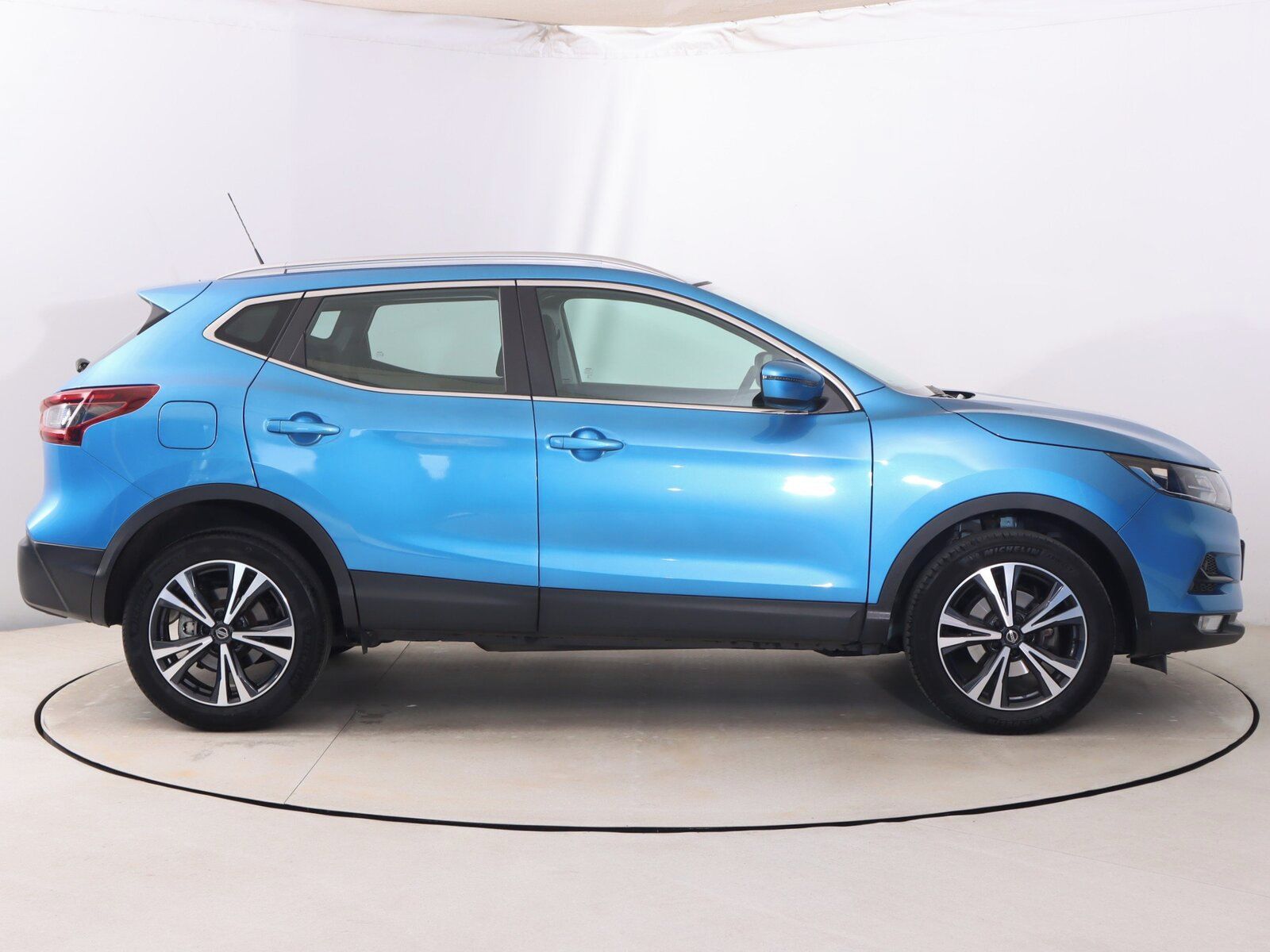 Nissan Qashqai, 1.3 DIG-T, Serv.kniha - fotka 6