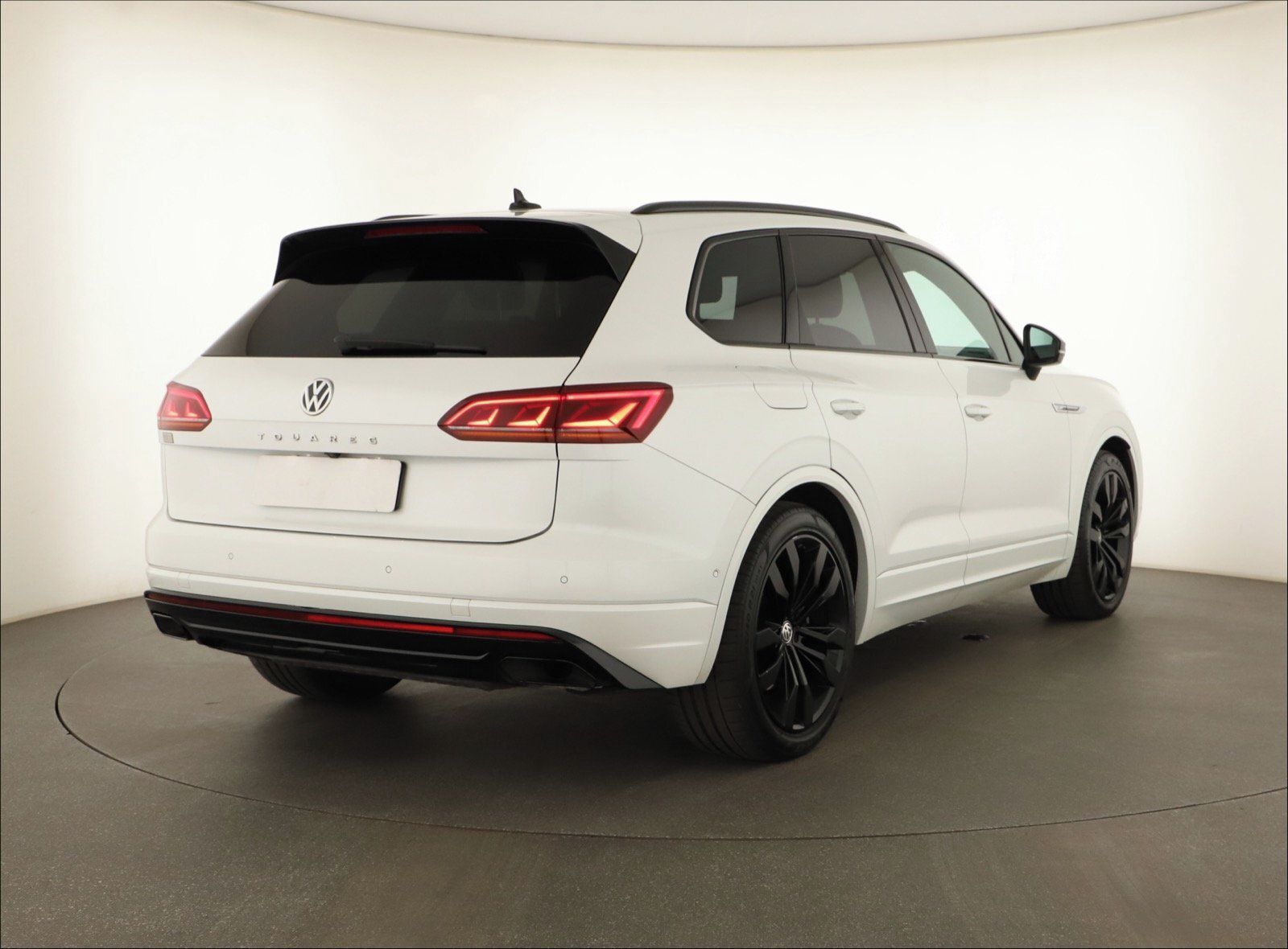 Volkswagen Touareg, V8 TDI, R-Line - fotka 5