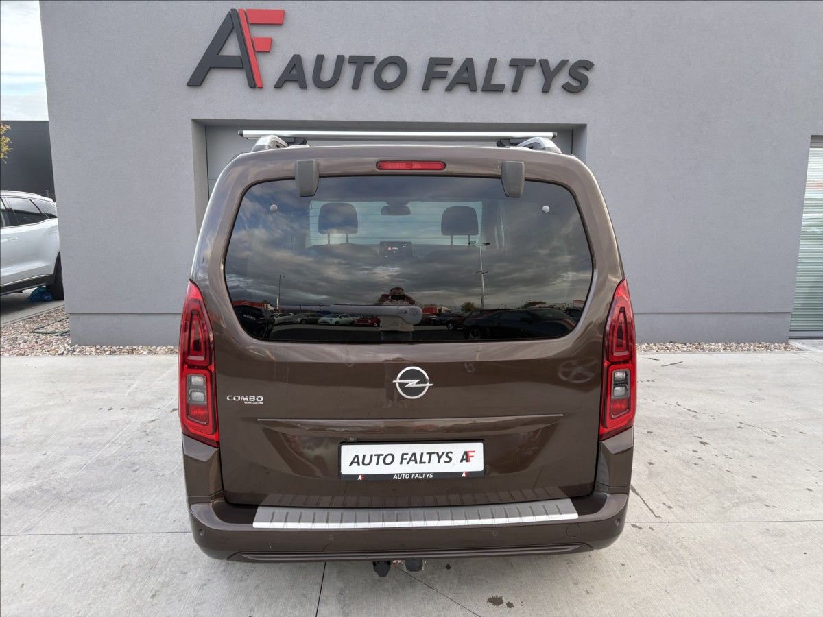 Opel Combo, 1,2 i 81 KW LIFE PANORAMA CZ - fotka 6