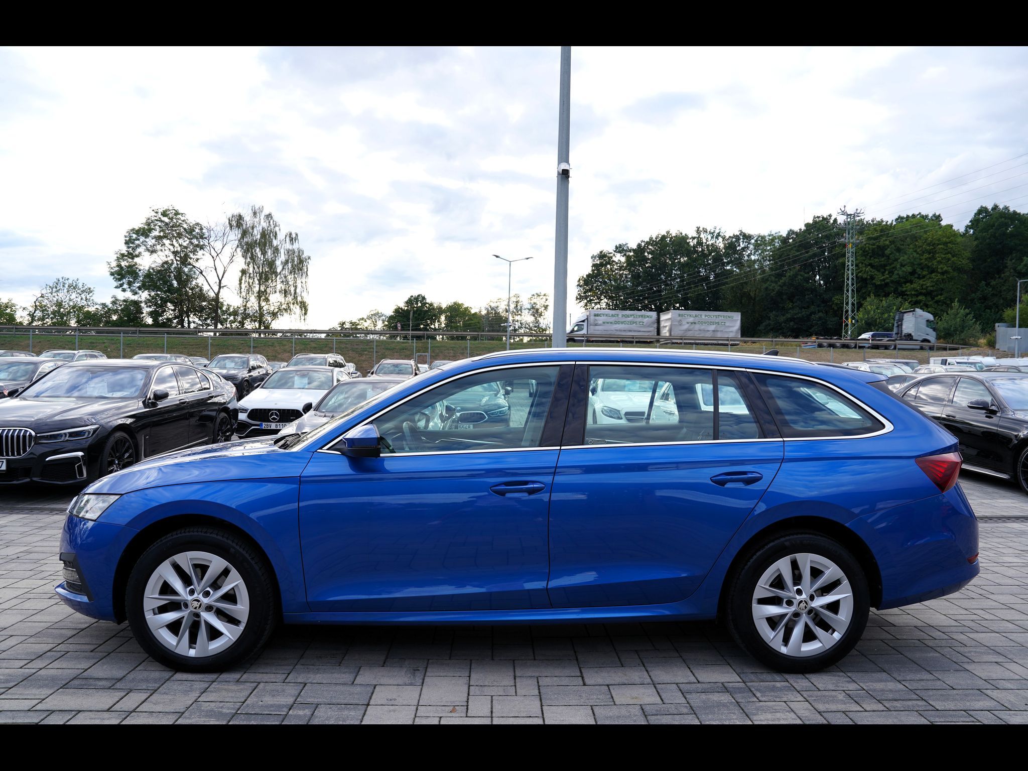 Škoda Octavia, kombi IV  2.0 TDI DSG 150 PS/Č - fotka 3