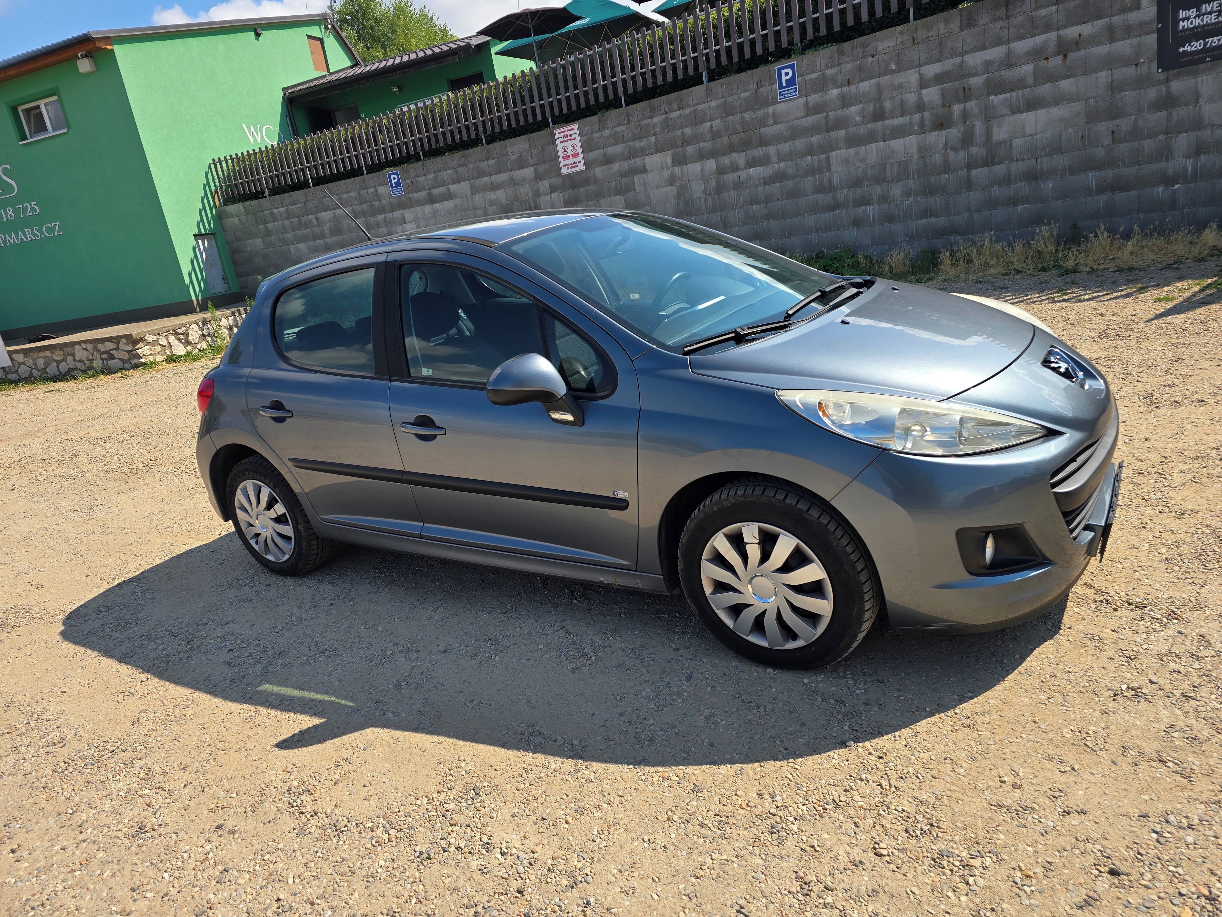 Peugeot 207, 1.4, 54kw nová STK. Pěkný stav - fotka 3