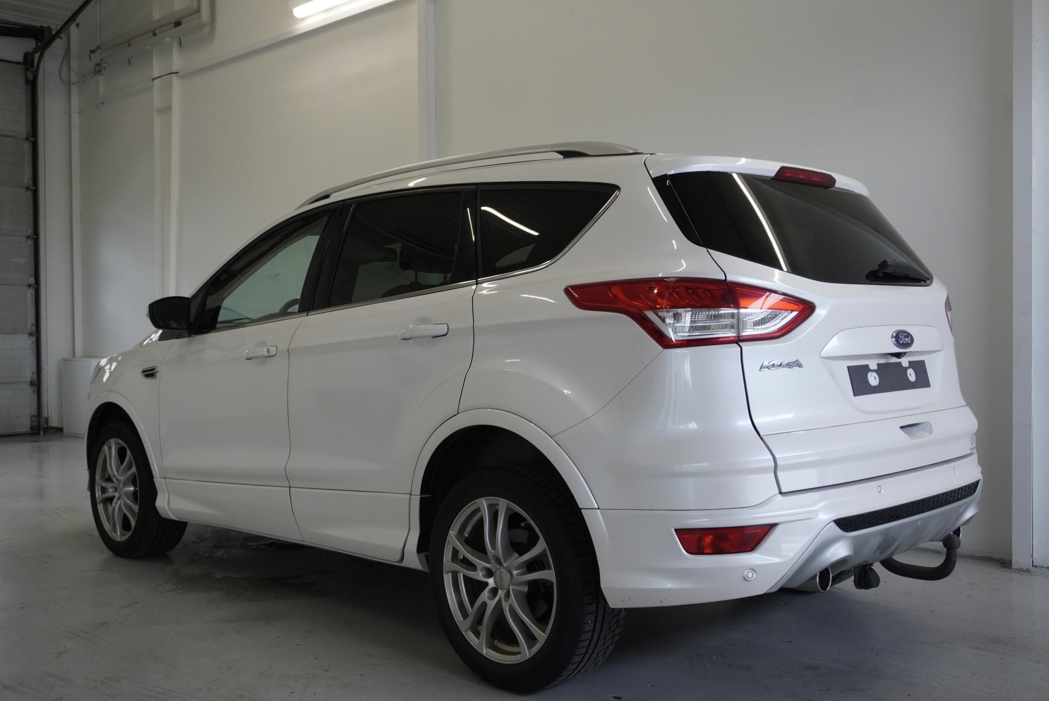 Ford Kuga, 2.0 TDCI 132kW TITANIUM 4X4 - fotka 3