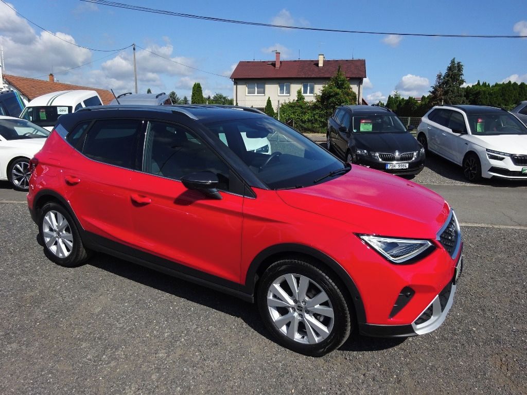 Seat Arona, Exp. 1,5 TSI 110kW+DSG-9.860km - fotka 3