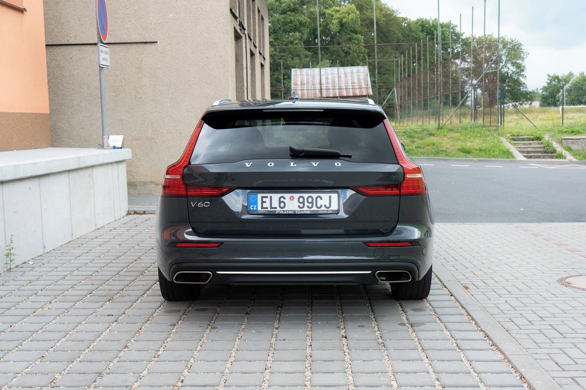 Volvo V60, Volvo V60 Twin Engine - fotka 4