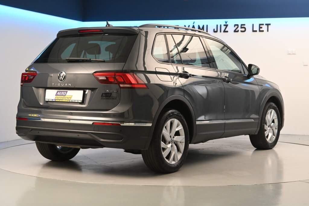 Volkswagen Tiguan, 2.0 4MOTION LED DSG Life ACC T - fotka 5