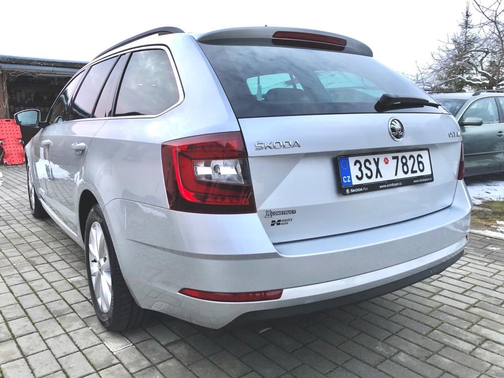 Škoda Octavia - fotka 4