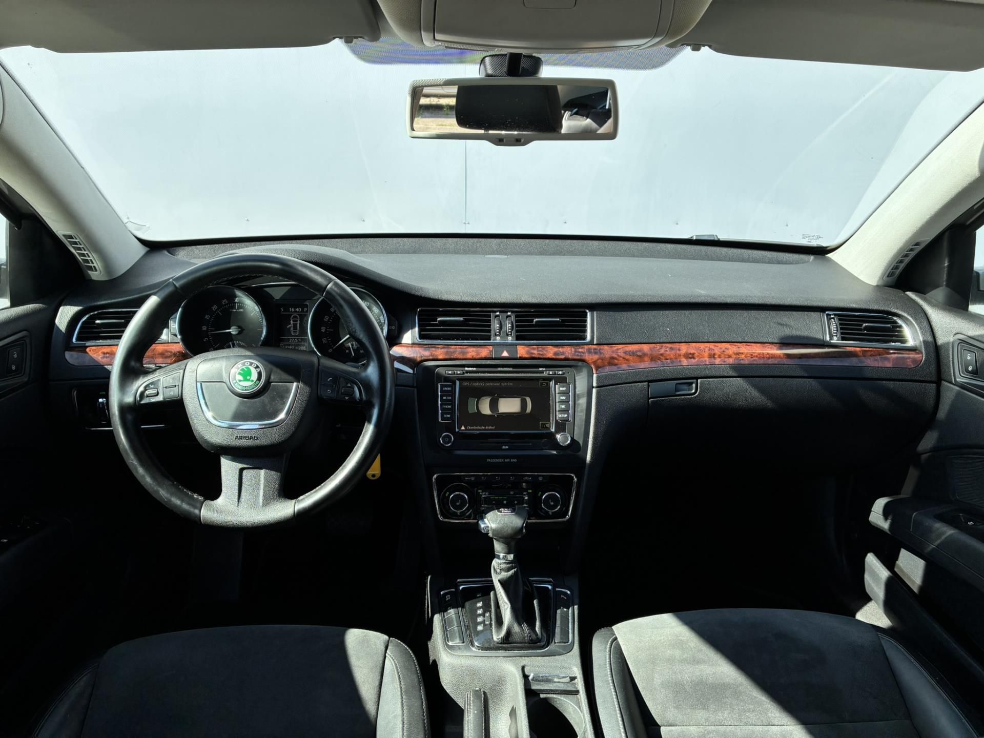 Škoda Superb, 2.0 TDI 4x4 DSG / 103 kW Exclu - fotka 5
