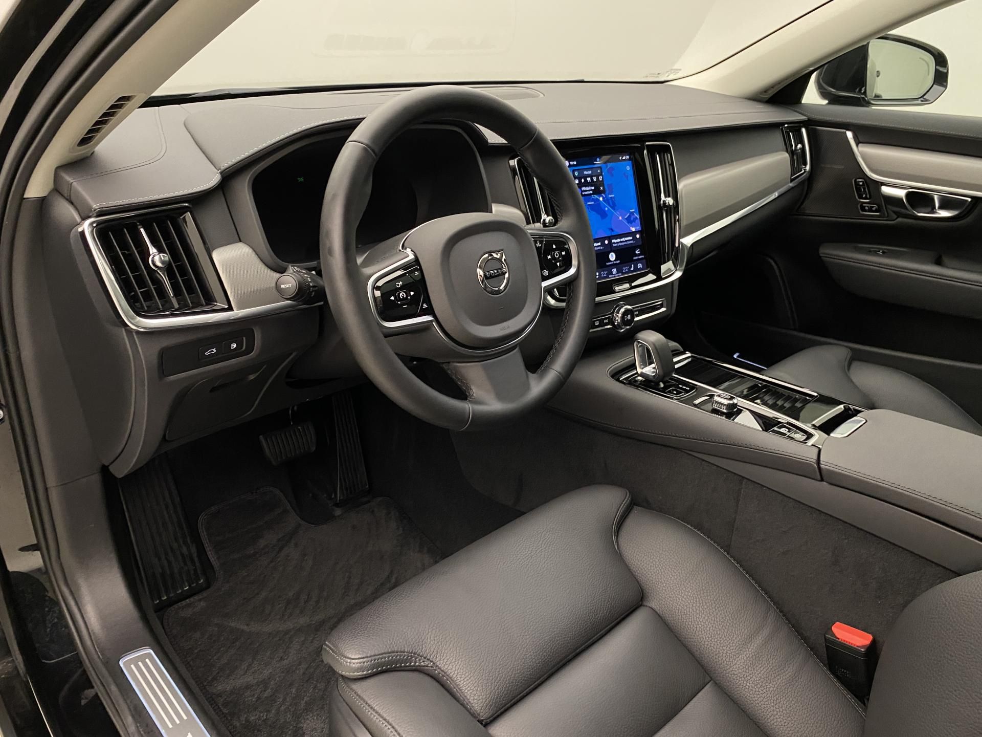 Volvo V90, T6 AWD RECHARGE BRIGHT PLUS - fotka 4
