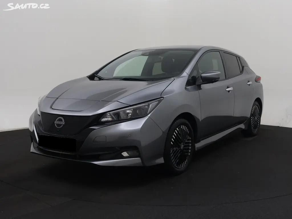 Nissan LEAF, 110kW Tepelko 15'000km 1.Maj
