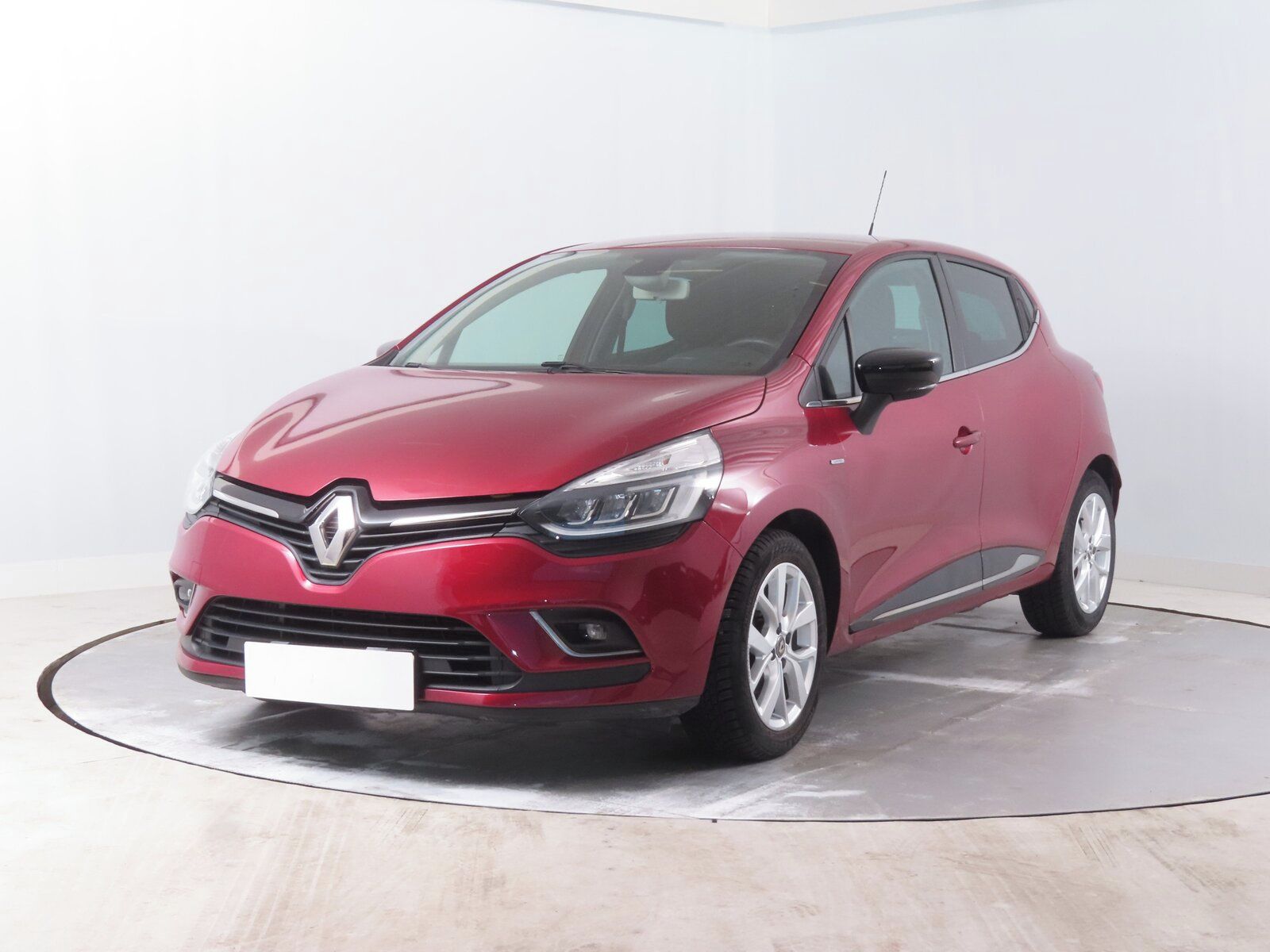 Renault Clio, 0.9 TCe, Limited, Navi, Klima - fotka 2