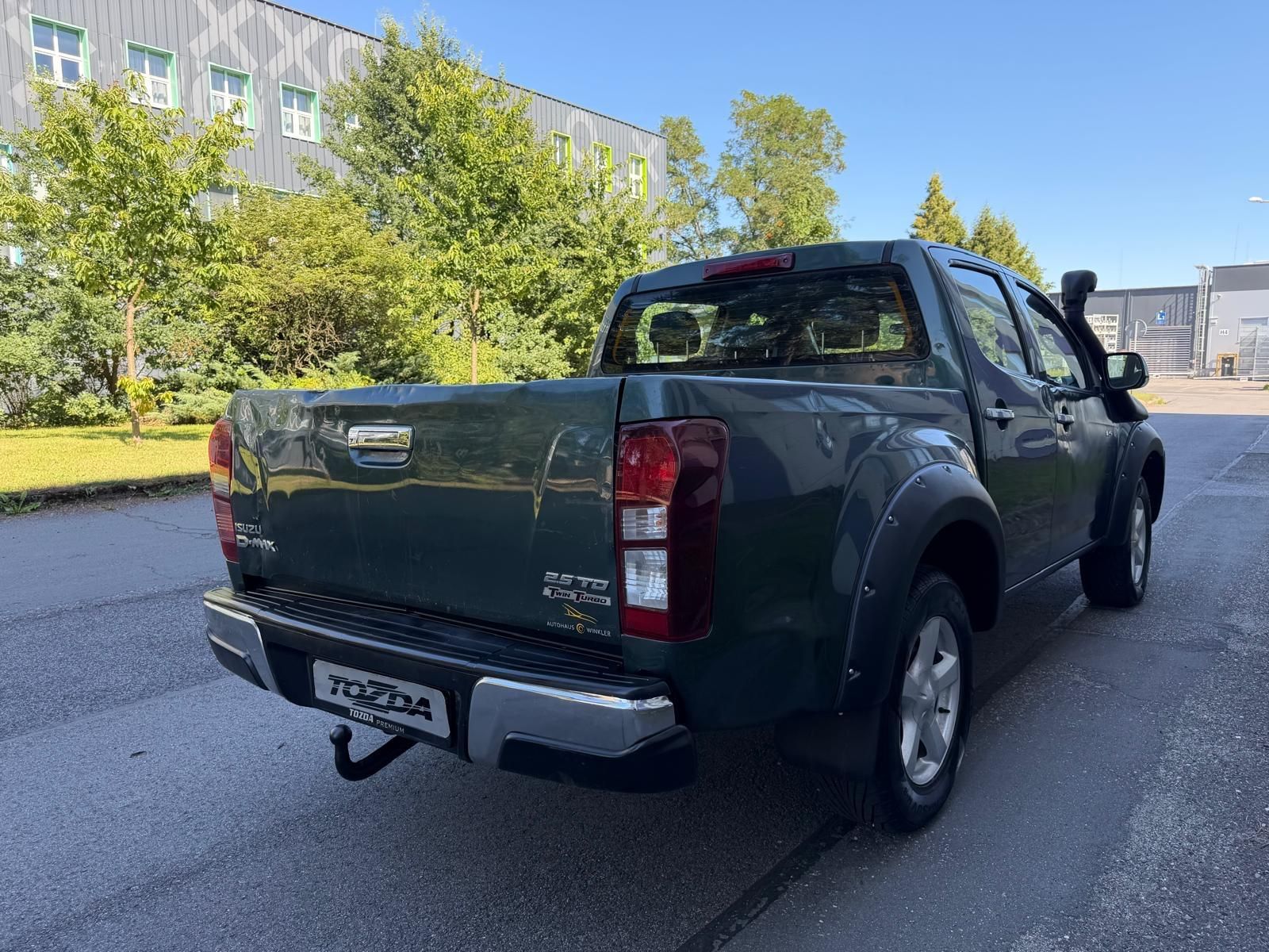 Isuzu D-Max, 2,5 D 4WD automat - fotka 4