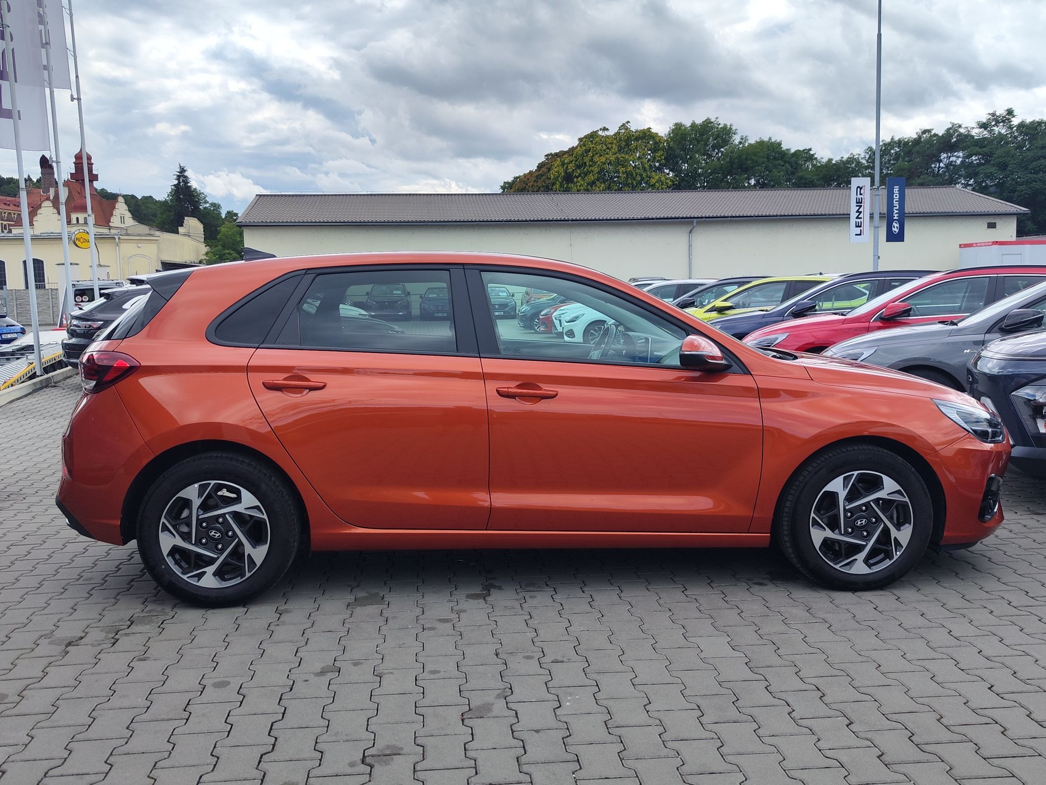 Hyundai i30, 1.0 T-GDI/73kW Smart DCT - fotka 4