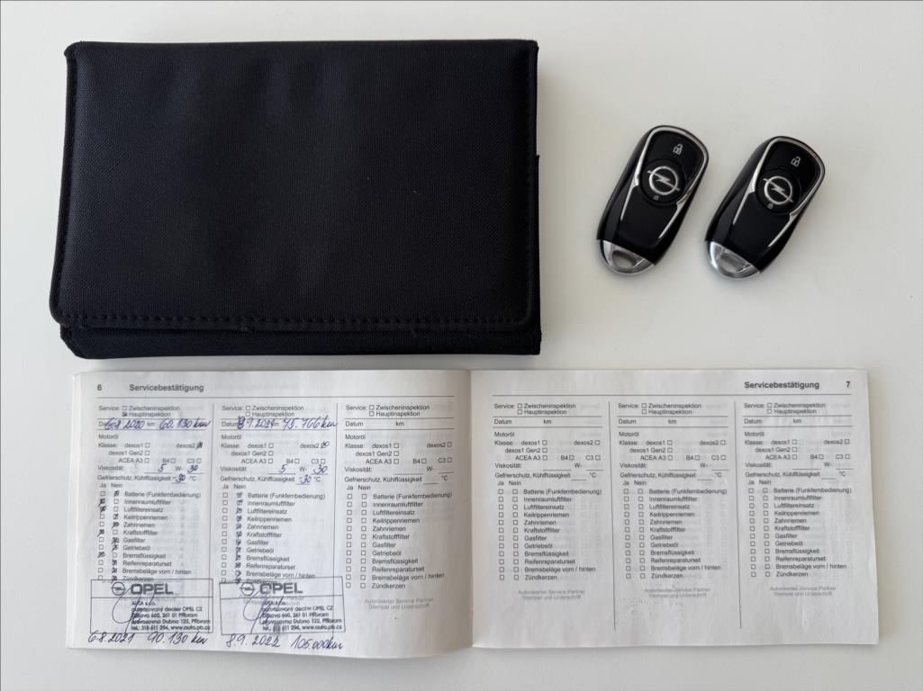 Opel Insignia, 2,0 AUTOMAT - fotka 3