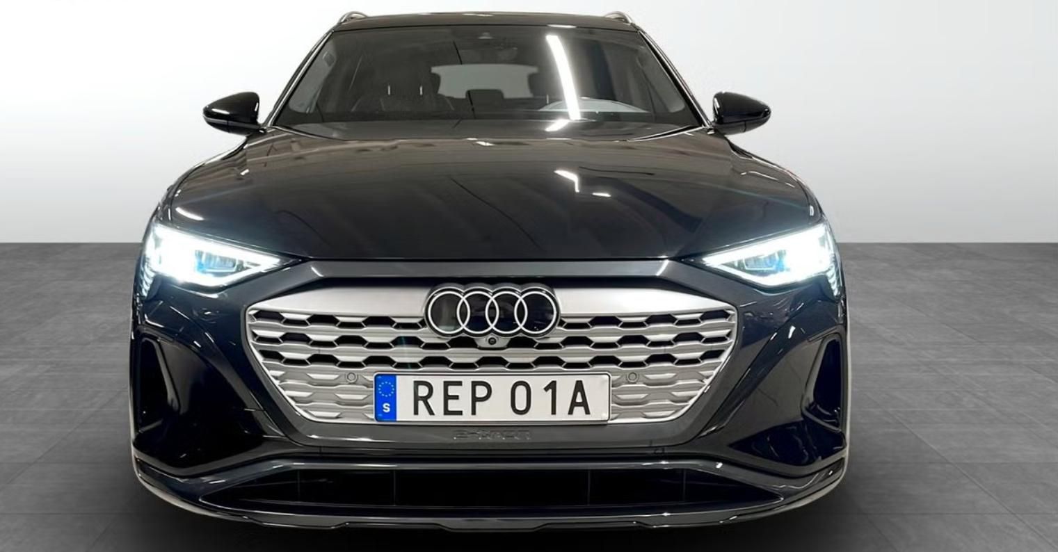 Audi Q8 e-tron, 50 Q Kam Pano Matrix 4 zóny - fotka 4