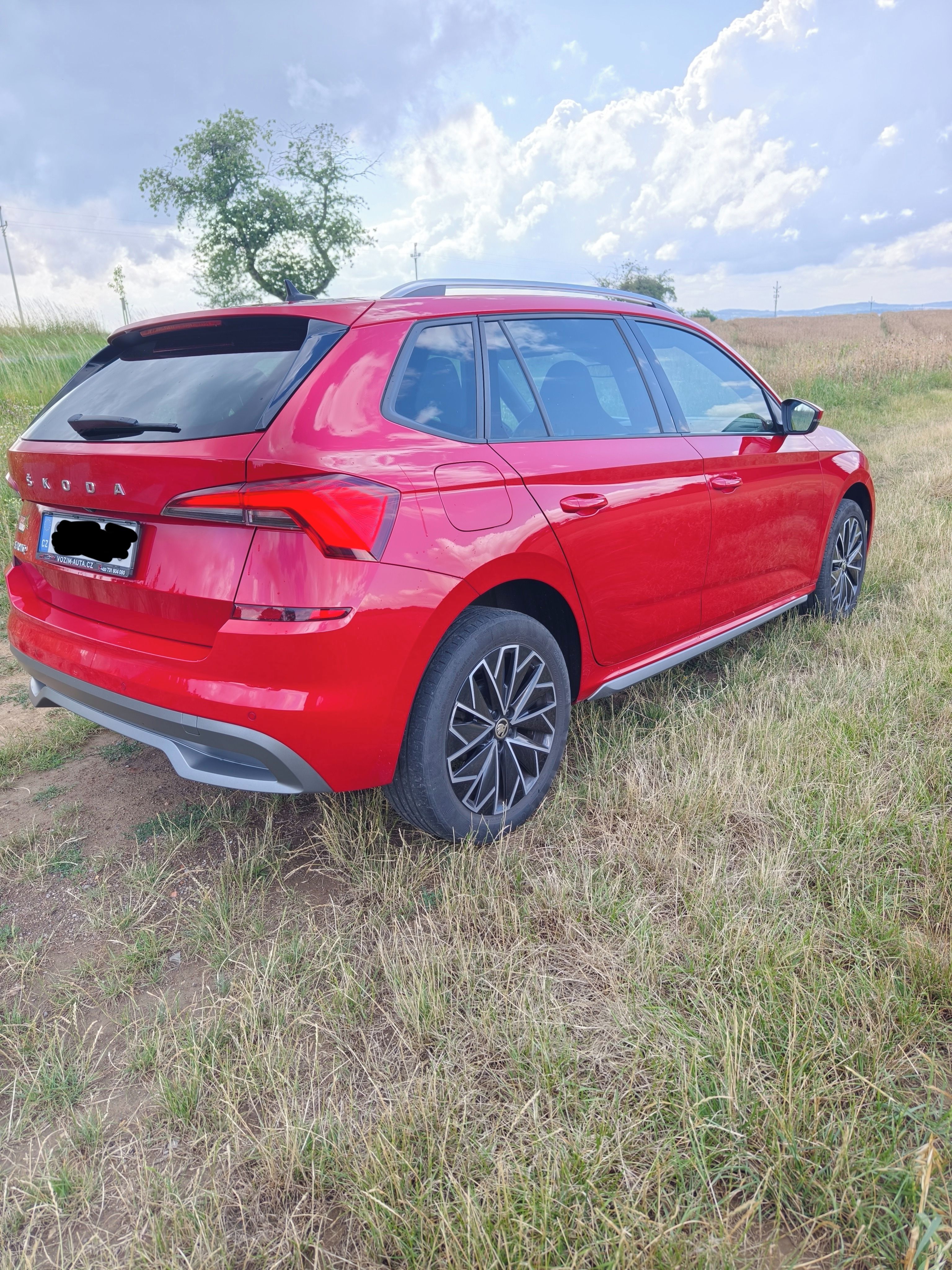 Škoda Kamiq, 1,6 TDi - servisováno - fotka 6
