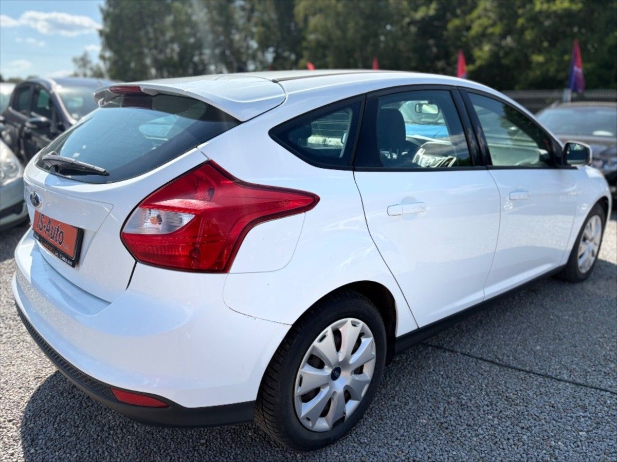 Ford Focus, 1,6 TDCi - fotka 4
