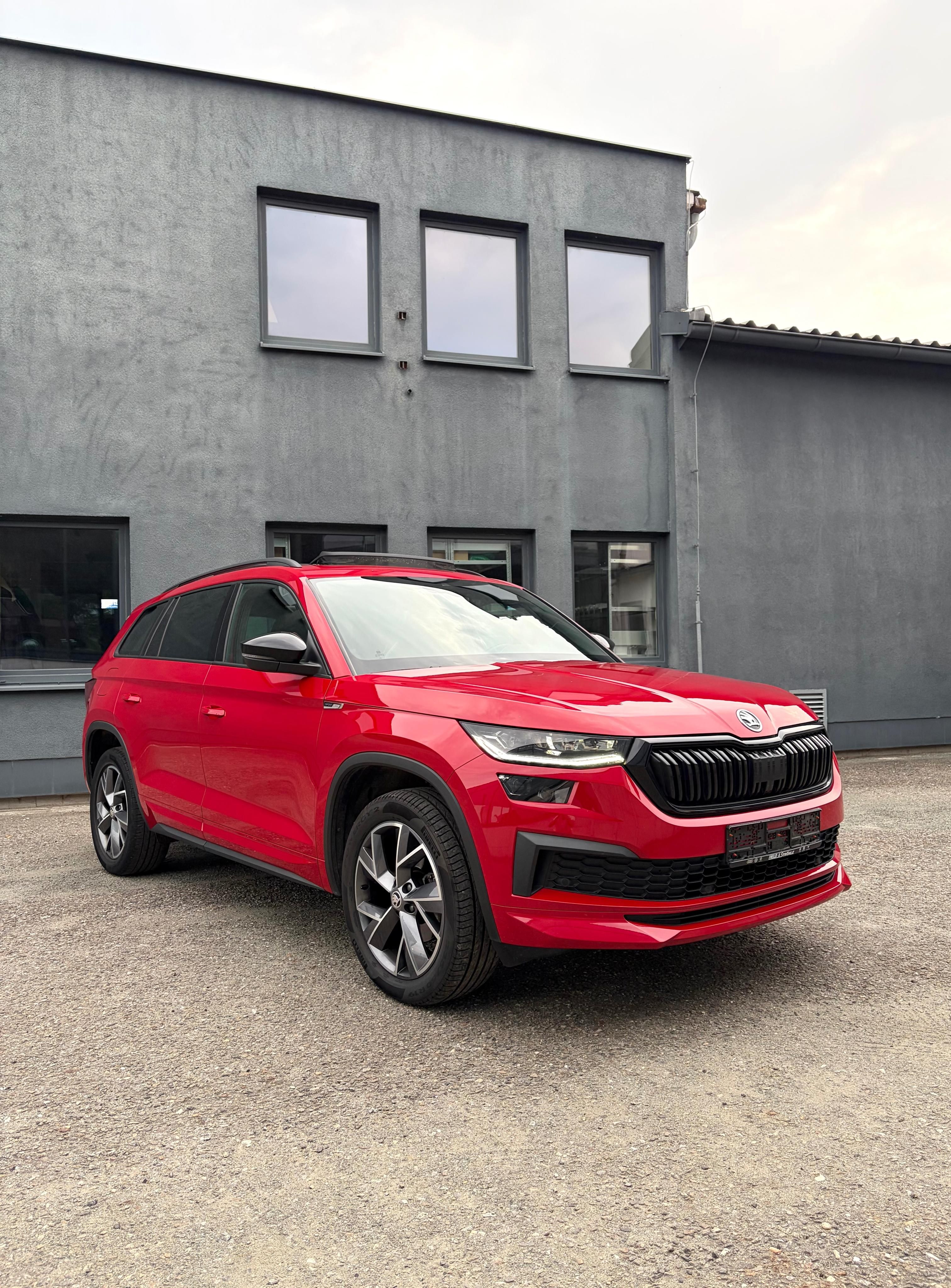 Škoda Kodiaq, 1.5TSI 110kw DSG SPORTLINE - fotka 4