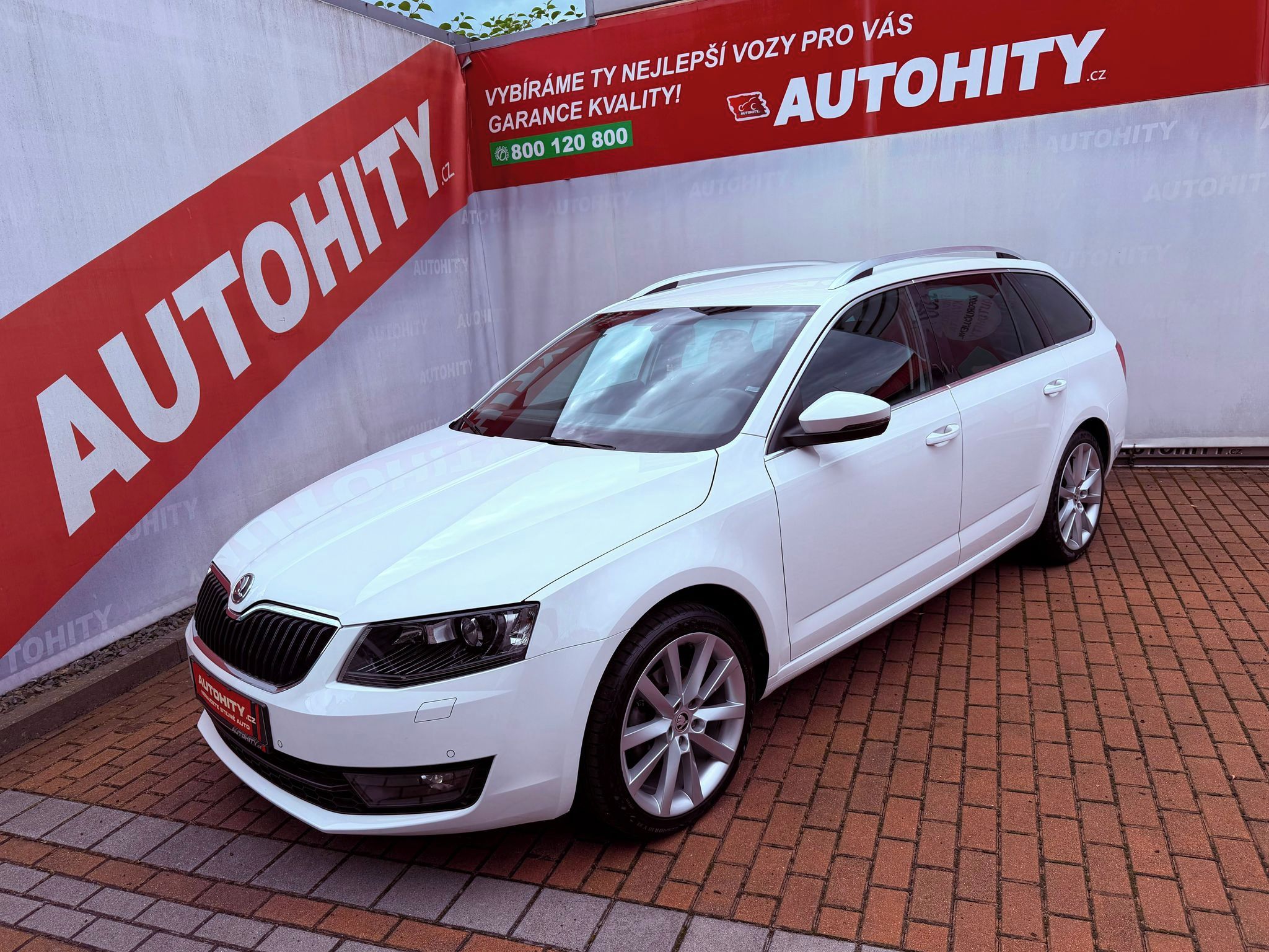 Škoda Octavia, 1.4 TSi Elegance, Serviska