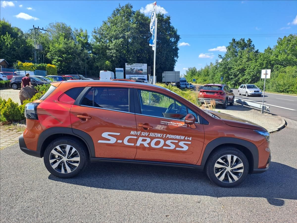 Suzuki S-Cross, 1,4 Elegance AllGrip AT - fotka 4