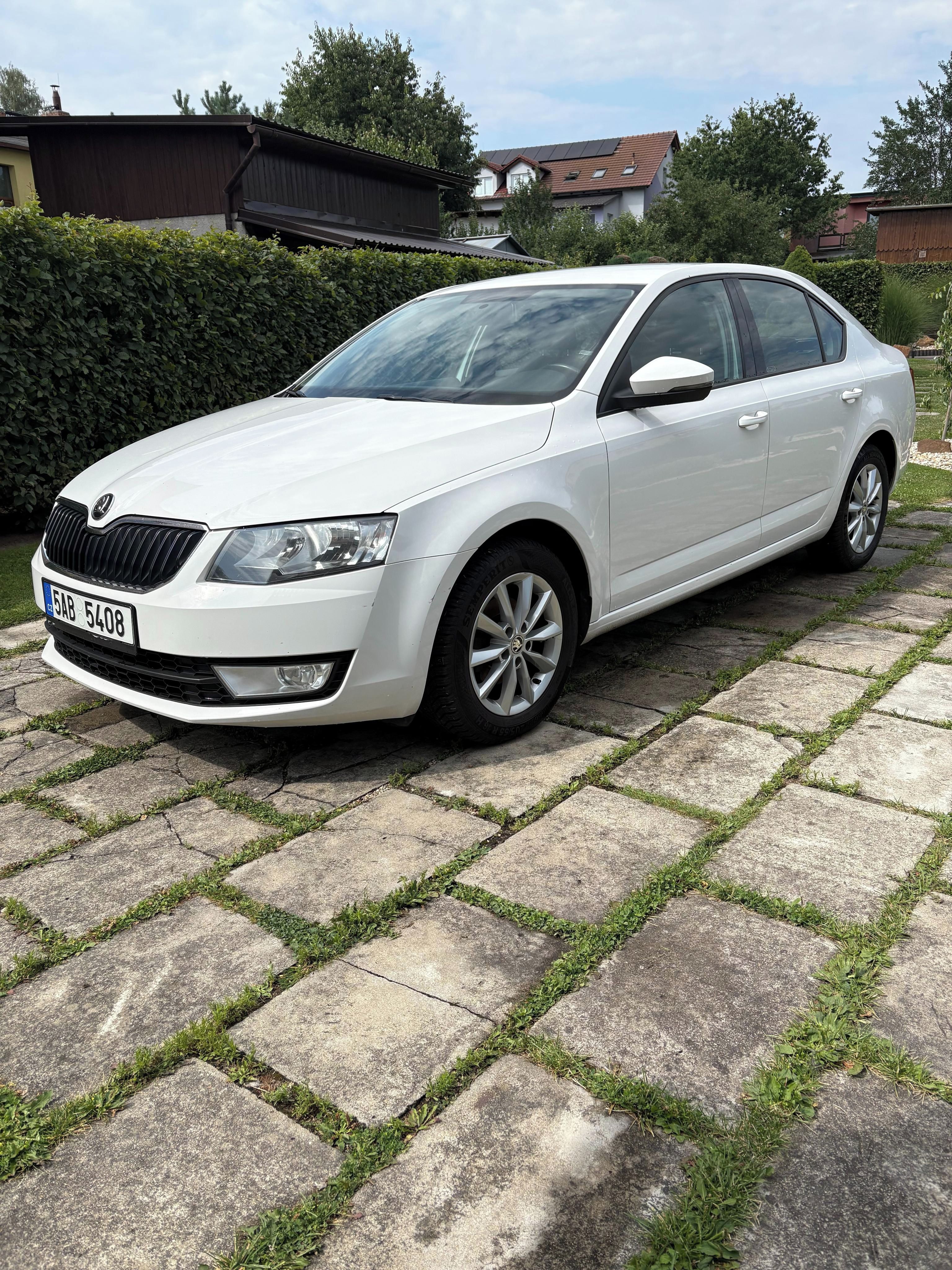 Škoda Octavia, 1.6 TDI - fotka 2