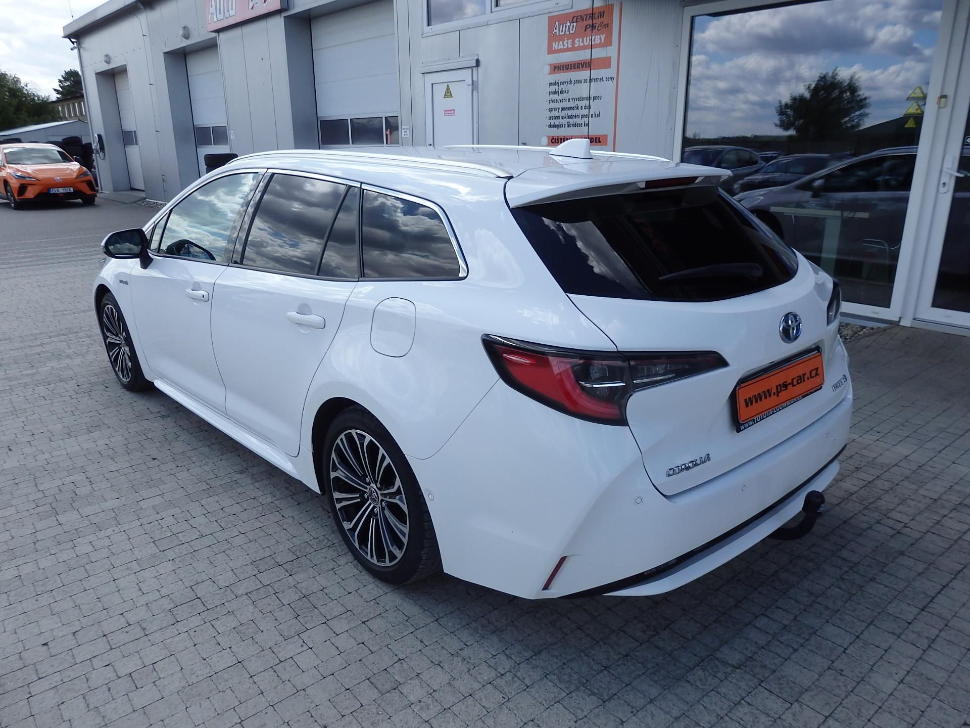 Toyota Corolla, 1.8i HYBRID + LPG - fotka 5