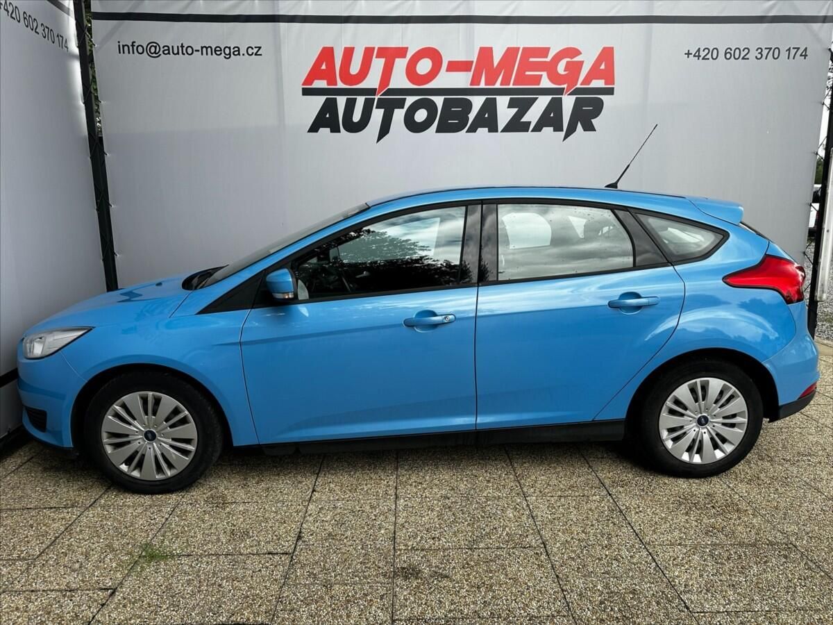 Ford Focus, 1,6 i 16V 77kW-CZ-1 MAJITEL!! - fotka 5