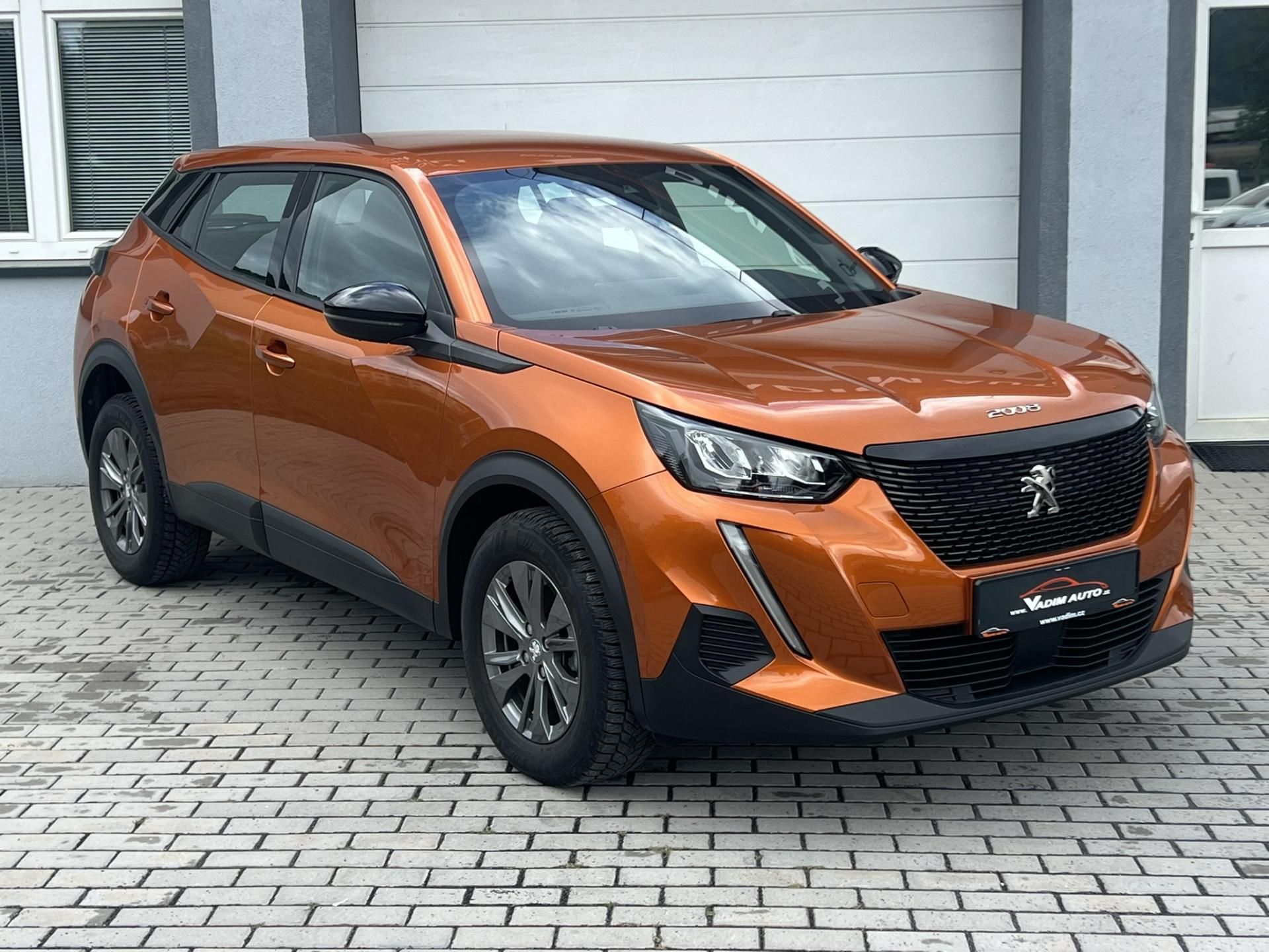 Peugeot 2008, 1.2T 130K KAMERA ČR NOVÉ 1.MAJ