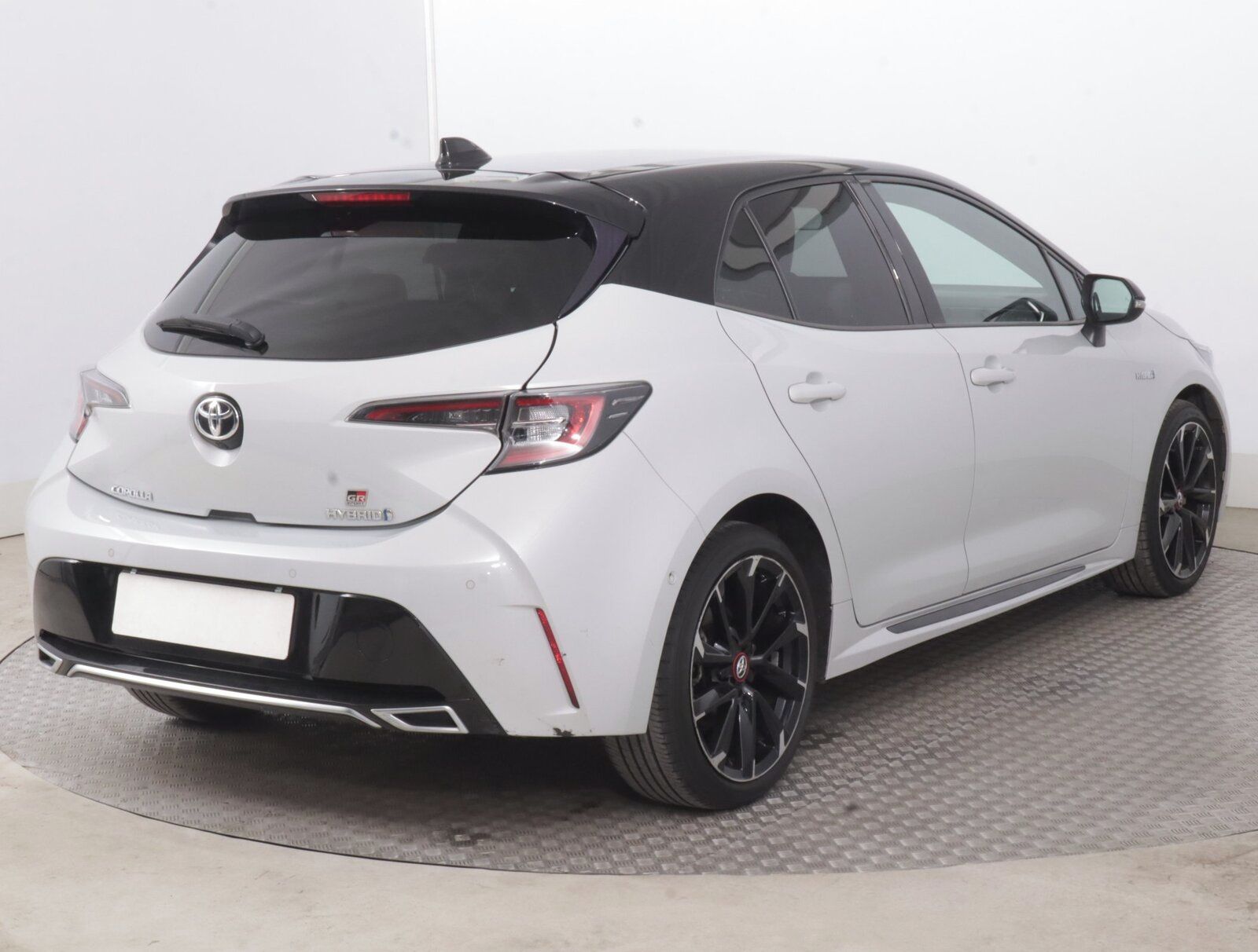 Toyota Corolla, 1.8 Hybrid, Automat - fotka 5